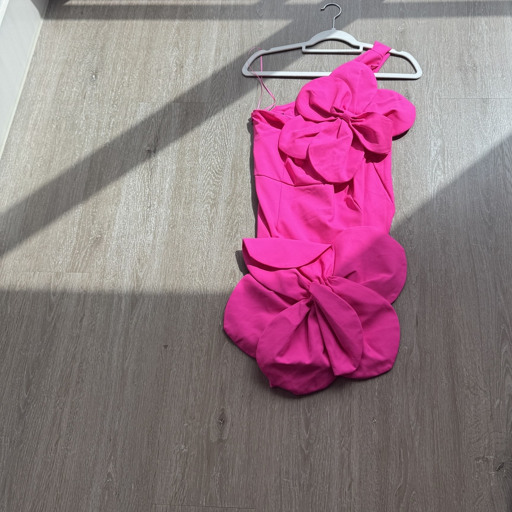 AKIRA Hot Pink One-Shoulder Floral Appliqué Dress - Picture 2 of 2